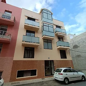 Puerta 6 Apartamento Arona (Tenerife)